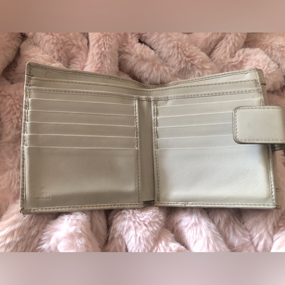 GUCCI Wallet🎀 - Picture 3 of 15